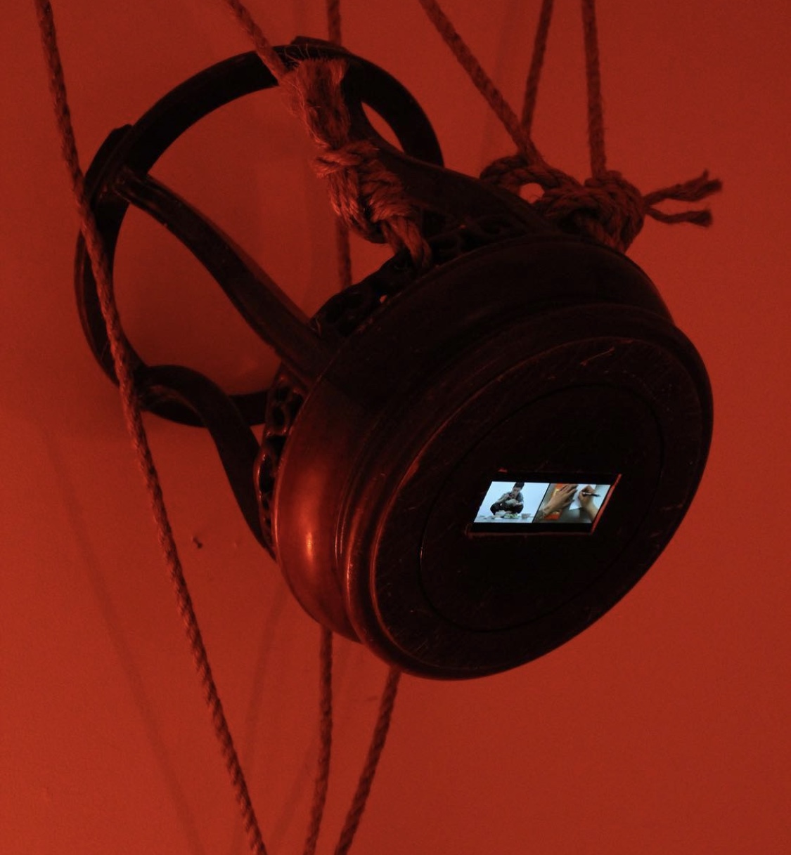 BODY-ON-BORROWED-HOMELAND - RAVEN-LU - A-THESISSS-SHOW